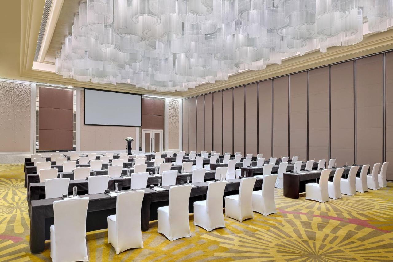 The St. Regis Jingan 酒店 5*